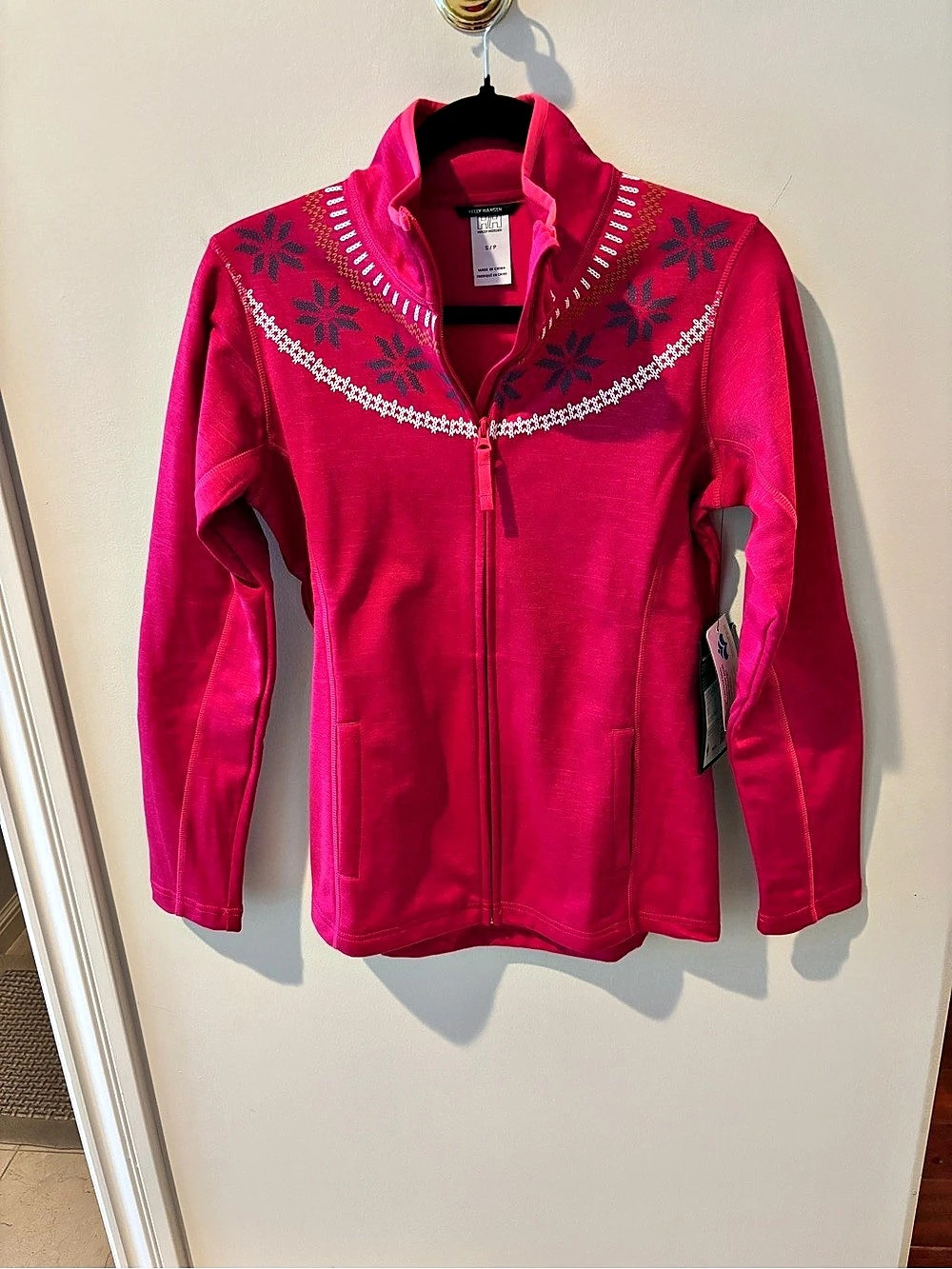 Helly Hansen W Graphic Fleece Jacket Pink Size Medium. NWT